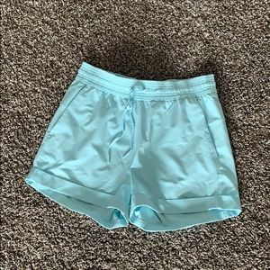 Lululemon spring break away short